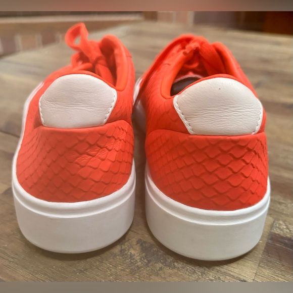 Ladies Adidas Sleek - Red - size 8 - Picture 4 of 8